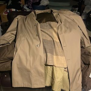 Botany 500 Trench coat